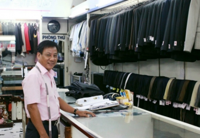 Triết lý kinh doanh của ông chủ tiệm may 30 năm ở Sài Gòn